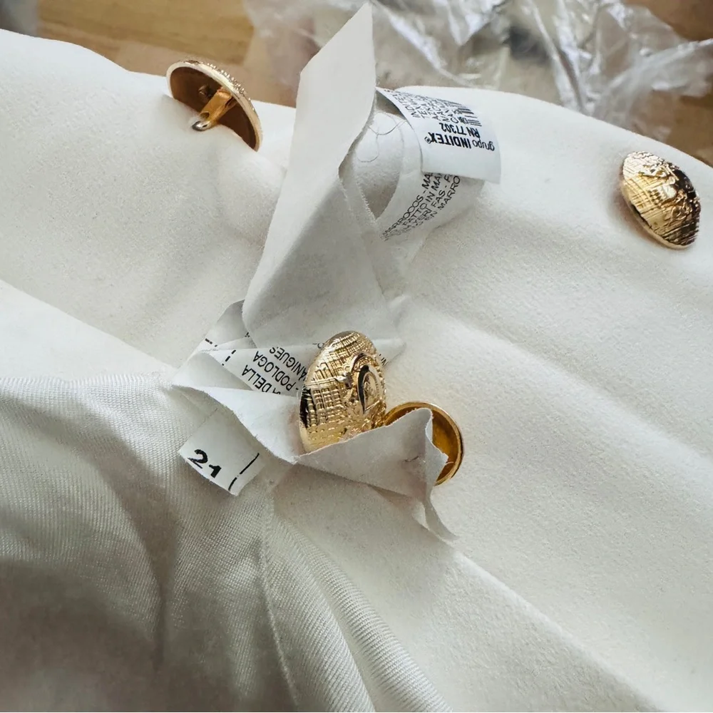 Zara Ivory Blazer with Gold Accents - Picture 10 of 14